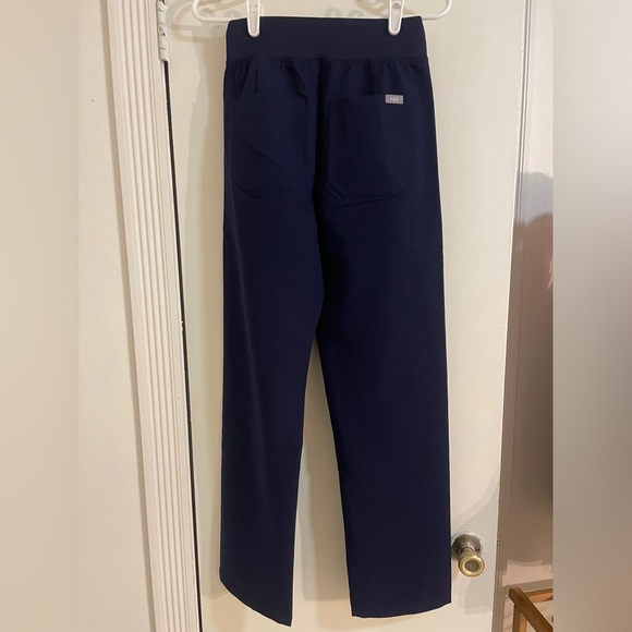 FIGS Livingston Basic Scrub Bottom - Picture 4 of 5